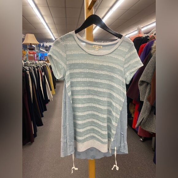 Tops - Hem & Thread Ladies Sm Blue White Sweater Tee NEW